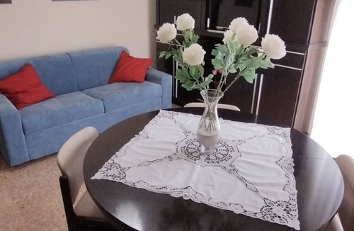 Quartiere XXIV Don Bosco Apartment | Quiet apartment in Cinecittà near metro.