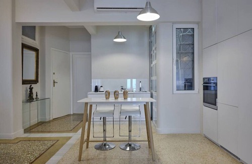 Kolonaki Apartment | Quiet, central 2bd Apt, Kolonaki