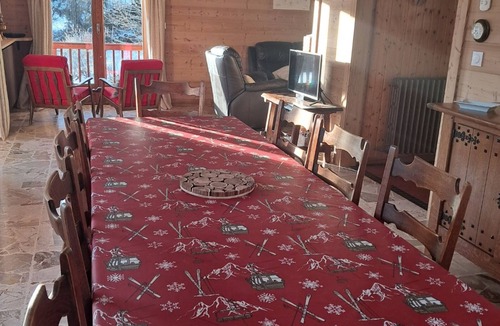 Abondance Ski Chalet | Quiet chalet in Abondance, 4 bedrooms, fireplace