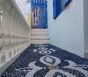 Mandraki Villa | quiet stone house in Nisyros