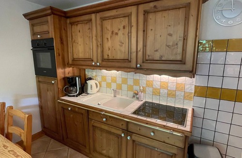 Samoens Apartment | Quiet T3 in Samoëns with Wifi and Parking
