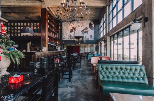 Old Phuket Town Hotel | Quip Bed & Breakfast