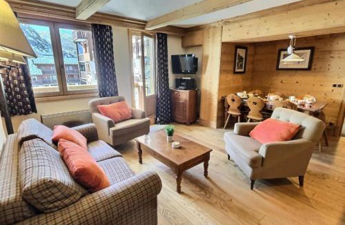 Val-d'Isere Apartment | Résidence Aquila - Superbe appartement 3 pièces cabine pour 8 personnes situé à Val d’Isère, skis aux pieds et à 500m du centre du village, navette MAE-2544
