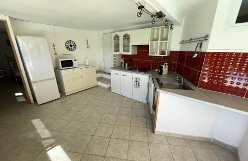 Saint-Cyr-sur-Mer Apartment | Résidence Villa Chemin de la Clare - maeva Home - Villa vue sur les vignes 6 pièces 10 personnes - Prestige MAE-5863