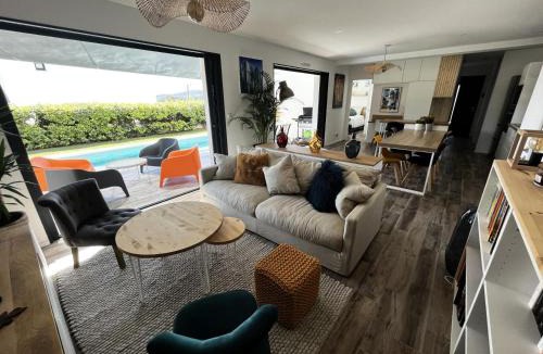 Le Castellet Apartment | Résidence Villa Le Castellet 117 - maeva Home - Villa climatisée avec piscine 4 pièces 6 personnes - Prestige MAE-5713