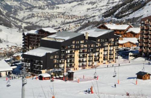 Les Menuires Apartment | Résidence Villaret - studio cabine pour 4 personnes vue sur les pistes MAE-5414