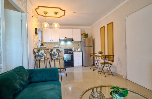 Santo Domingo Oeste Apartment | ®{The-Comfty-Spot} Experience @SD +WiFi
