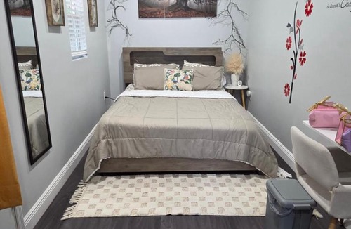 Southwest Orlando House | Ranch style tiny home retreat Near Downtown Orlando