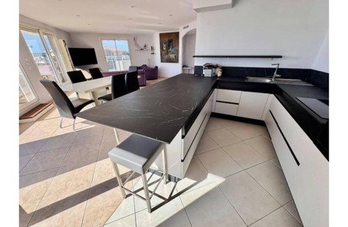 Pointe Croisette Apartment | RARE 125 m² + 55 m² Terrace PALM BAY by RIVA EVENT