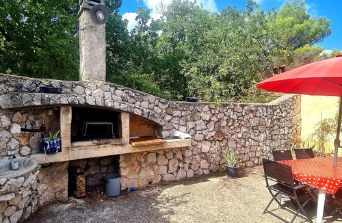 Salernes House | Recharge your batteries at "Les Oliviers" gîte, 3*, air-conditionned, with pool