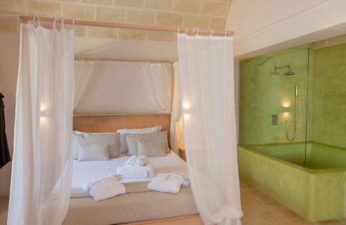 Cisternino Hotel | Relais Masseria Villa Cenci