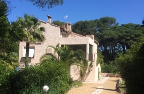 Le Brusc House | Relaxation and rest on a beautiful property in Le Brusc