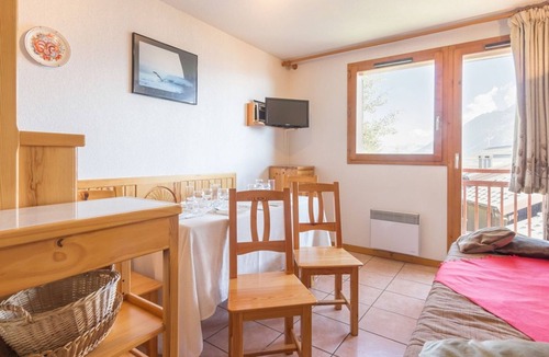 La Rosiere Apartment | Renovated 2-room apartment, 6 people, southwest balcony, La Rosière