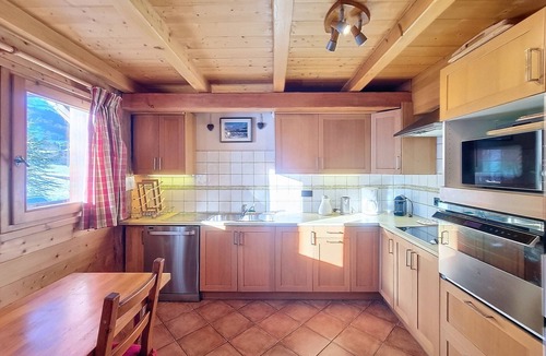 Cordon Ski Chalet | Renovated 3-star chalet, 14 people, Mont Blanc view, Wifi