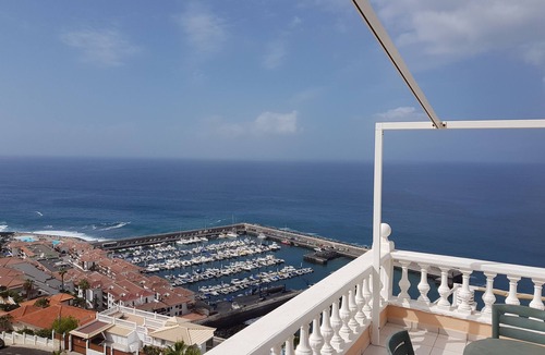 Los Gigantes Apartment | Renovated apartment with pool and sea views in Los Gigantes
