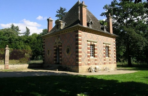 Trevol Cottage | Renovated Hunting Lodge with Wifi and Pets Allowed - Trévol