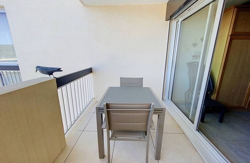 La Faviere Apartment | Renovated studio with air conditioning and pool in Bormes-les-Mimosas