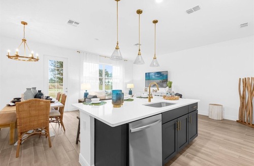 Sandy Ridge House | Reserve today and enjoy Orlando's biggest season!