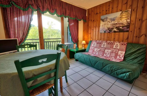 Notre-Dame-de-Bellecombe Apartment | Residence Les Balcons Du Charvin - 2 Rooms for 5 People