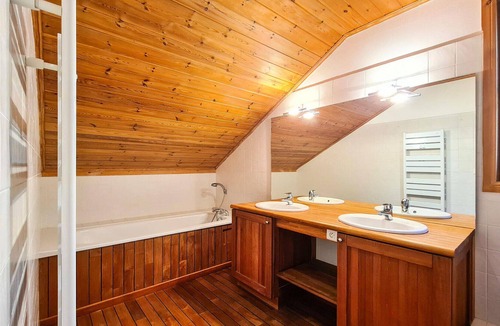 Flaine Ski Chalet | Residence Hameau - Chalets for 12 People