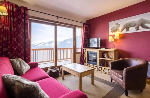 Sainte-Foy-Tarentaise Apartment | Residence Club MMV L'Etoile des Cimes* - 4 rooms 8 people