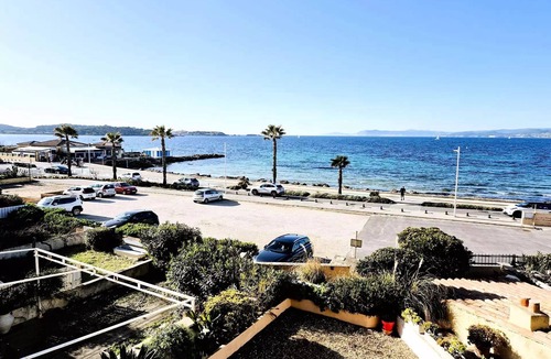 Le Brusc Apartment | Residence Les Charmettes - Full sea view, 10 m sandy beach, Brusc, Terrace.