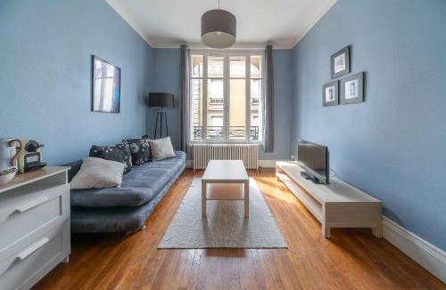 Quartier de France Apartment | Residence Le Languedoc - Appartements design - Proche des parcs