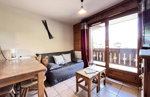 Flumet Apartment | Residence Le Schuss 1 - 2 Rooms for 6 People
