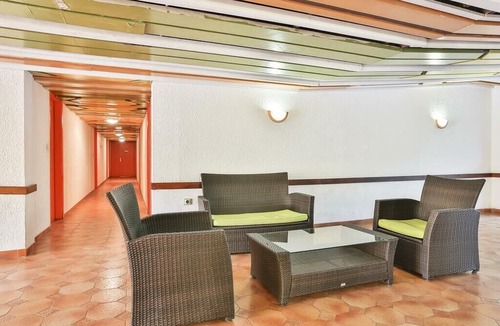 Saint-Tropez Apartment | Residence Pierre & Vacances Eden - Maeva Selection - Studio 4 People village side