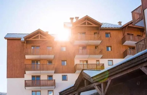 Puy-Saint-Vincent Apartment | Residence The Gentianes - Studio 4 people-Residence LES GENTIANES