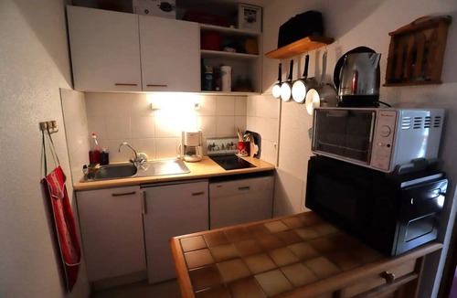 Areches Apartment | Residence Val Blanc 2 - Apartment 4 people center village near the slopes, classified 2 stars for 3 people