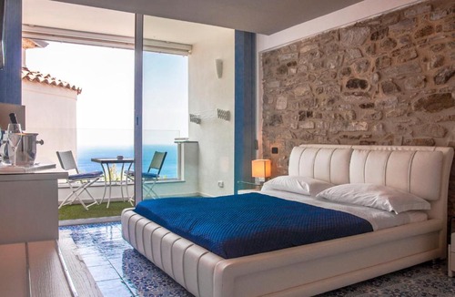 Castellabate Historic Centre Apartment | Residenza D'epoca Tamara