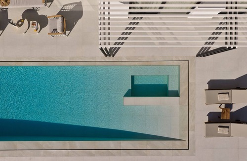 Neromilos Villa | Reveria Villa, a 1.500m2 Private Poolside Stay