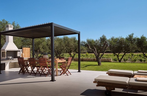 Neromilos Villa | Reveria Villa, a 1.500m2 Private Poolside Stay