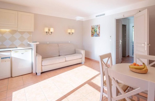 La Napoule House | Riverside Stay Near Cannes