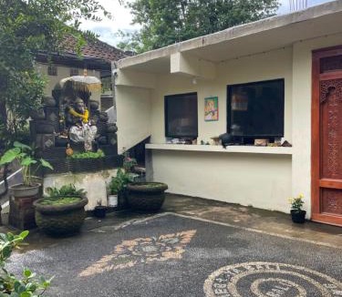 Pecatu House | Roejas Sunrise Guest House