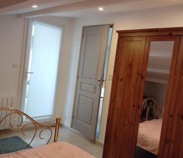 Cabasse Apartment | Romantic Suite