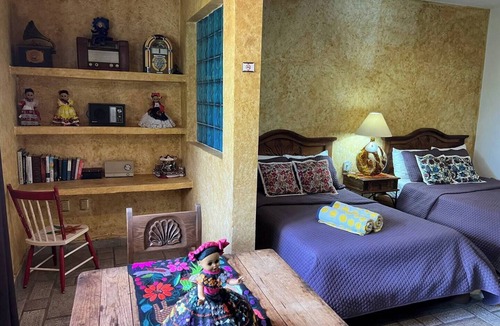Colonia Maravilla Bed & Breakfast | Room Fiesta/Hacienda Boutique B&B/Spa/Adults Only