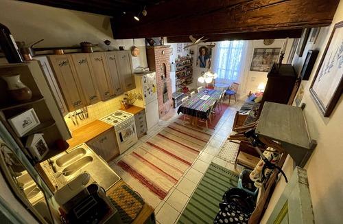 Rians Apartment | Room 'House Of Arts' with Balcony and Wi-Fi