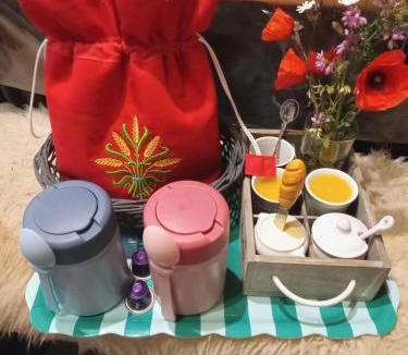 Rossillon Bed & Breakfast | Room - Les loups bleus