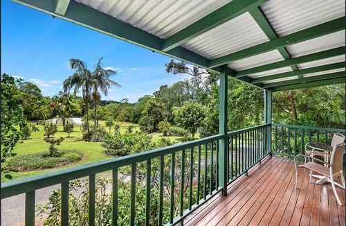North Tamborine Cottage | Rosella Luxury Cottage - Mount Tamborine