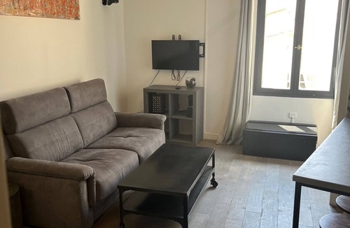 Couronne Urbaine Apartment | Roxane's Loft Apartment in the historic center of Aix en Provence
