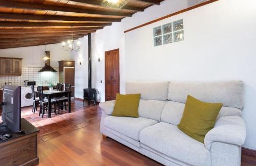 El Chorrillo House | Rural house with traditional architecture S. XIX