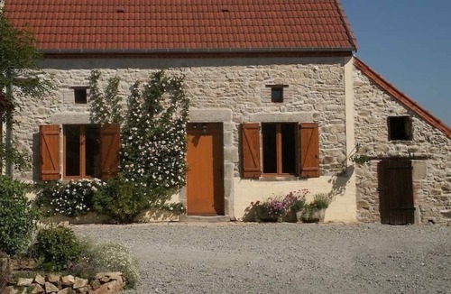 Viersat Other | Rural idyll but only a short drive to towns