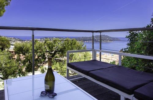 Villefranche-sur-Mer Villa | S13 Staywizus - Villa Panoramic Cap Ferrat view for 8 AC Parking & BBQ
