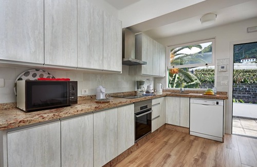 Garachico Apartment | Sabinas Playa House inside of banana plantation with ocean view