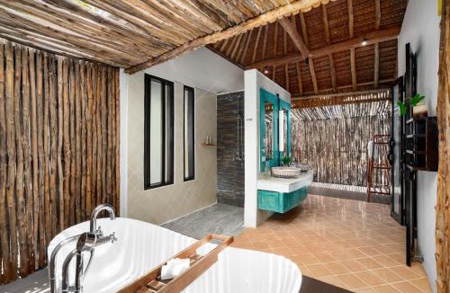 Ko Phi Phi Resort | SAii Phi Phi Island Village