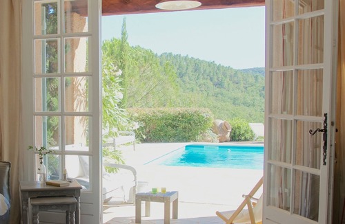 Les Arcs-sur-Argens House | Saint-Tropez region, charming provencal villa with superb full south open view and large front pool/terrace/pergola and complete comfort (renovated 2012/13)