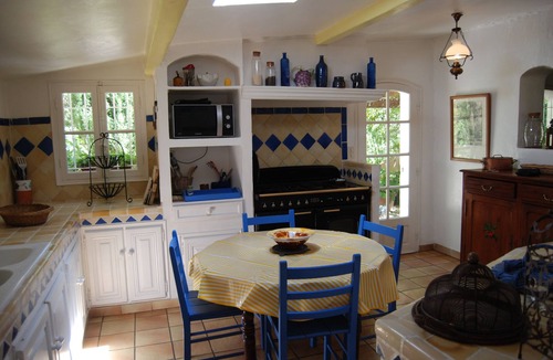 Salernes House | SALERNES Haut Var Charming house swimming pool 6x12 air conditionng park 70000m2