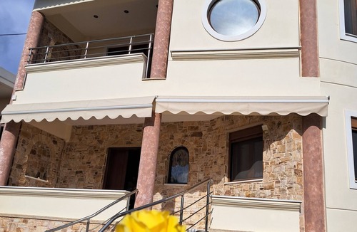 Spata-Artemida House | Salty Sea Breeze nearby Athens airport